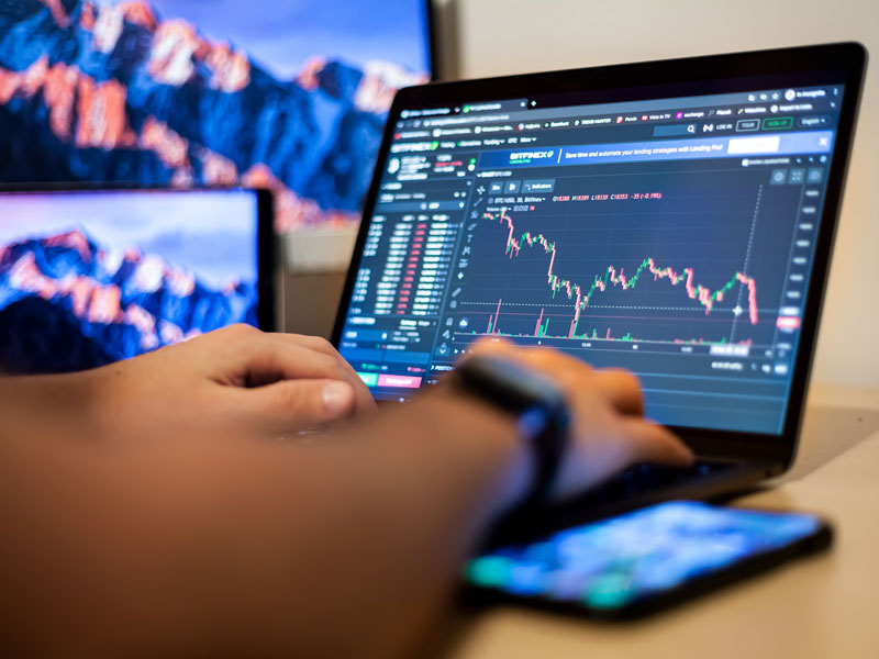 The Ultimate Guide to Online Forex Trading Strategies, Tips, and Brokers