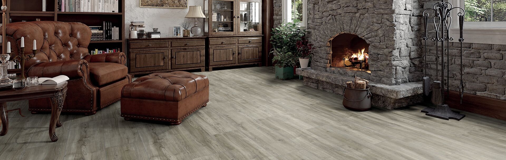 Montmelo Oak MV857 · Silver room setting
